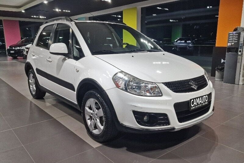 Foto Suzuki SX4