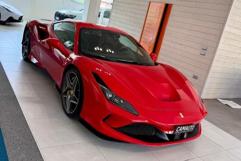 Ferrari F8